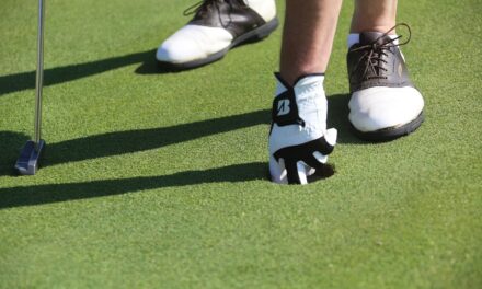 Sind Golfschuhe Pflicht auf dem Golfplatz?